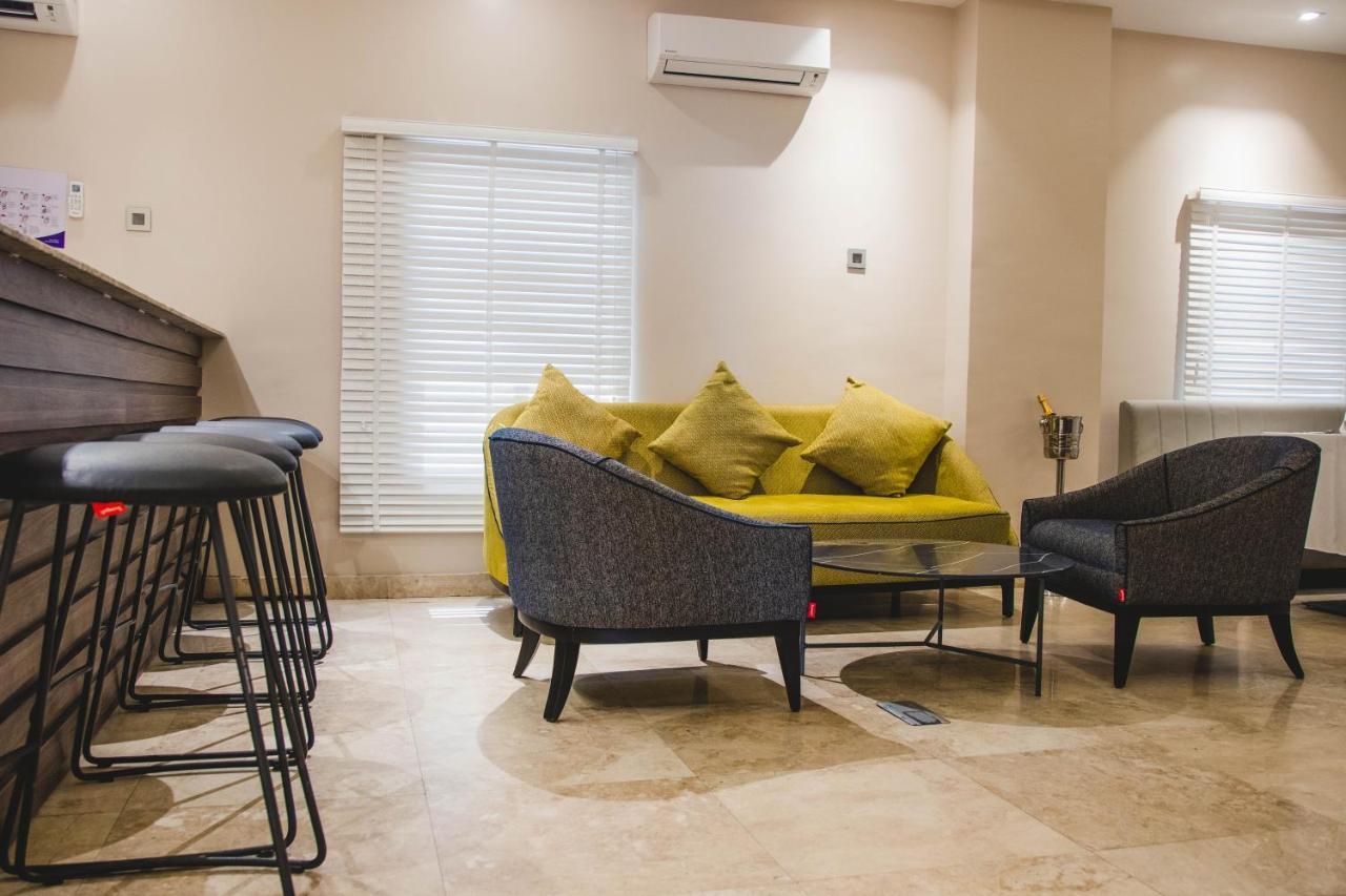 Amber City Hotels Owerri 外观 照片