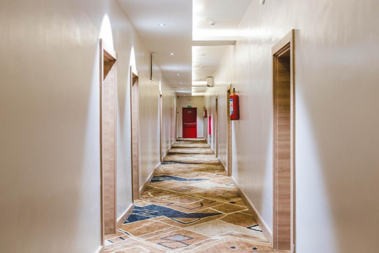 Amber City Hotels Owerri 外观 照片